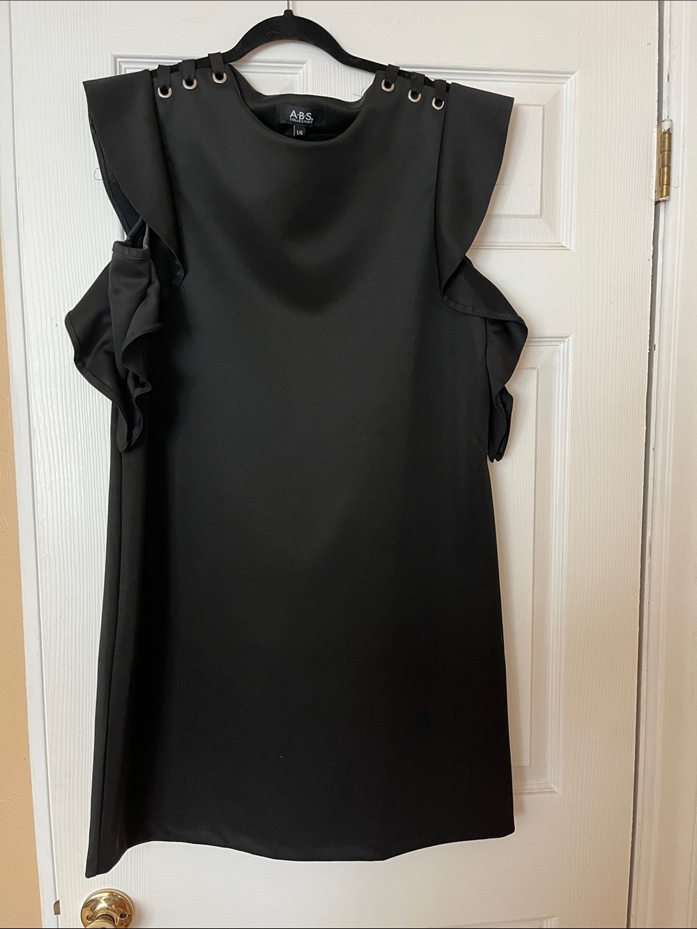 Black Ruffle Sleeve Shift Dress